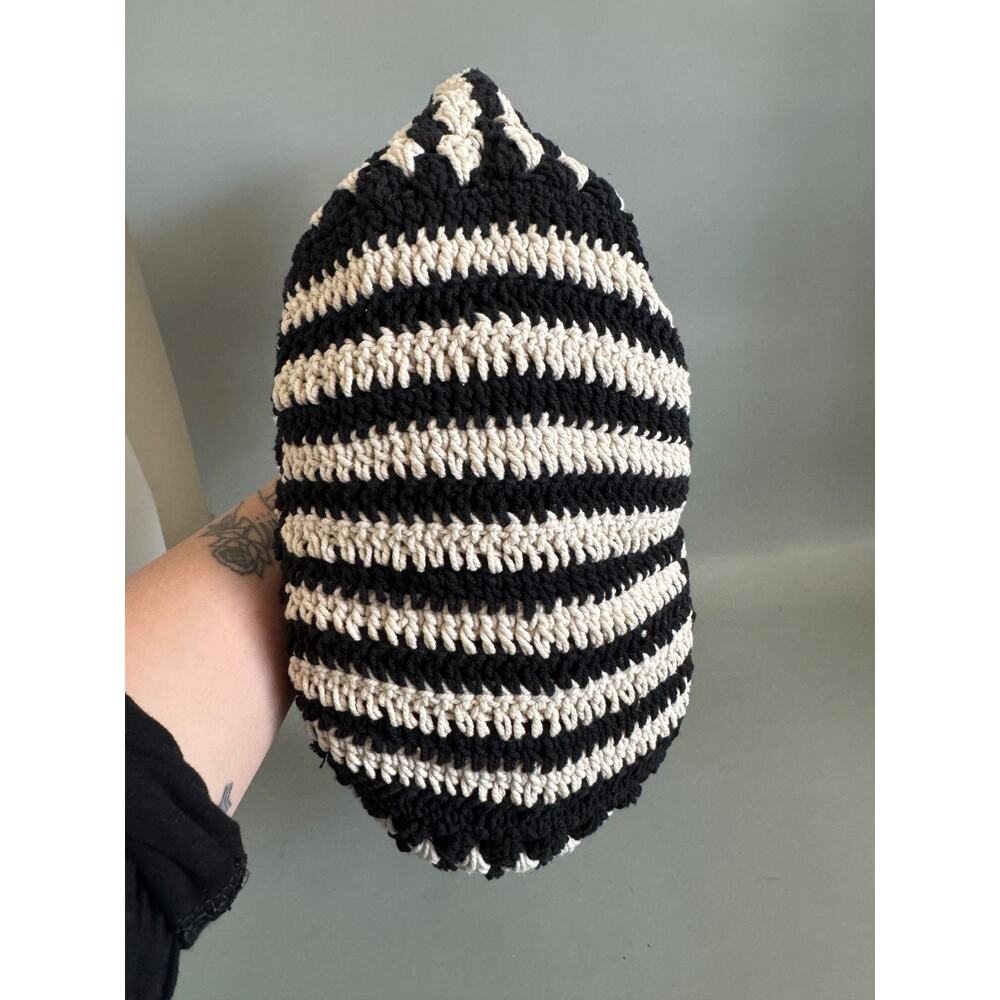 Boho Crochet Handbag Clutch with Zipper Closure World Market Black and White - Picture 5 of 8